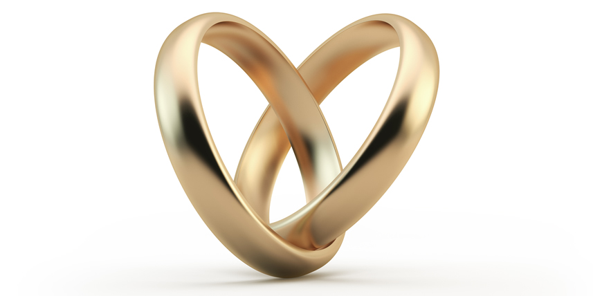 two-rings-in-heart-shape